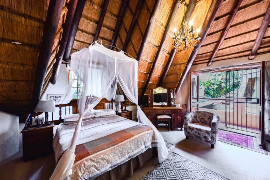 4 Bedroom Property for Sale in Faerie Glen Gauteng