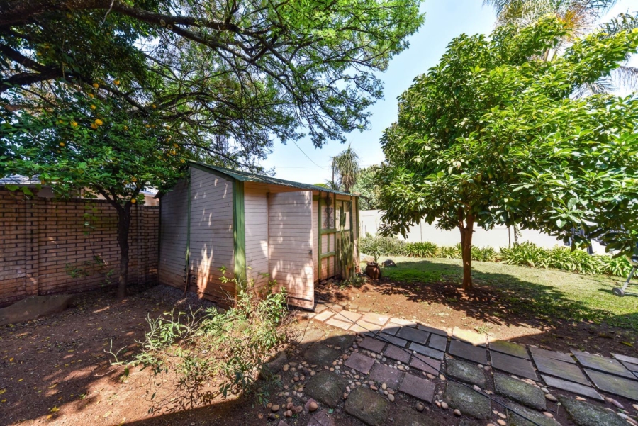 4 Bedroom Property for Sale in Faerie Glen Gauteng