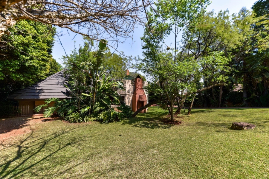 4 Bedroom Property for Sale in Faerie Glen Gauteng