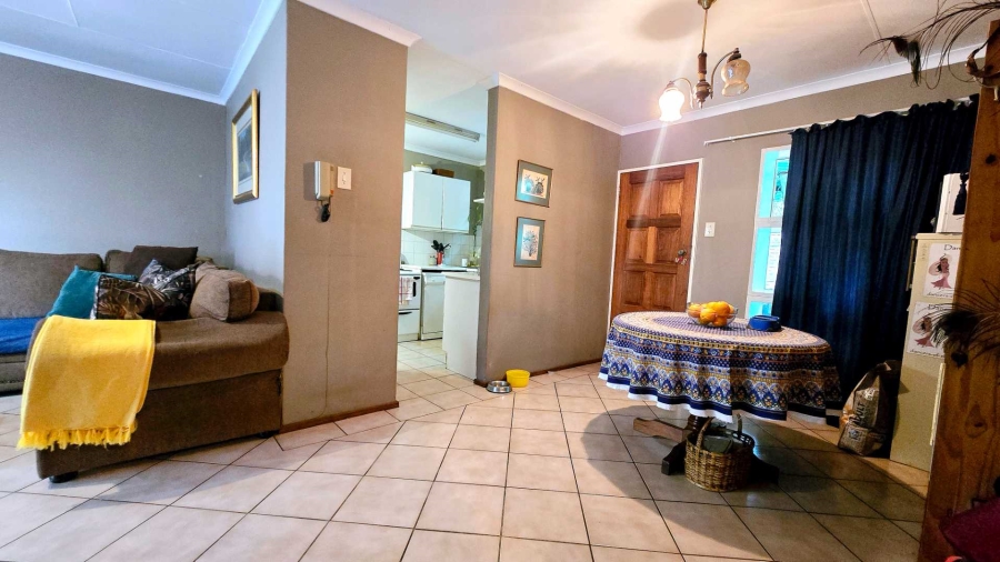 3 Bedroom Property for Sale in Faerie Glen Gauteng