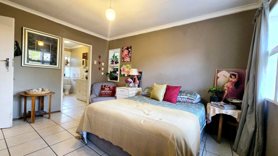 3 Bedroom Property for Sale in Faerie Glen Gauteng