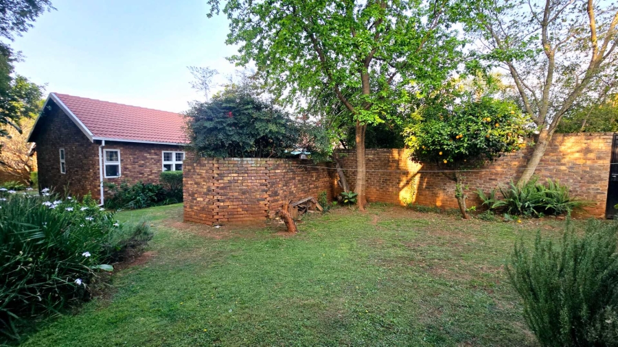 3 Bedroom Property for Sale in Faerie Glen Gauteng