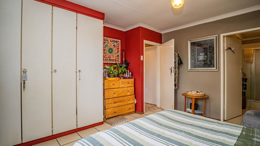 3 Bedroom Property for Sale in Faerie Glen Gauteng