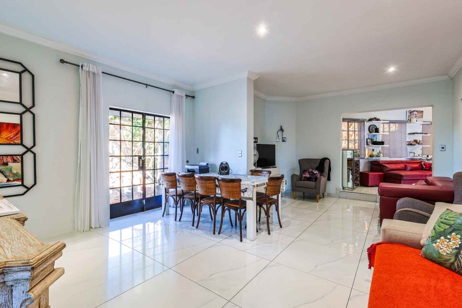 3 Bedroom Property for Sale in Waterkloof Gauteng