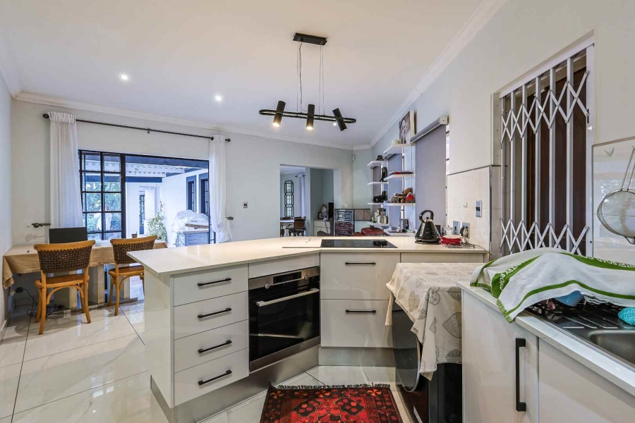 3 Bedroom Property for Sale in Waterkloof Gauteng