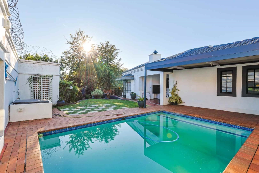 3 Bedroom Property for Sale in Waterkloof Gauteng