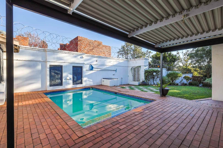 3 Bedroom Property for Sale in Waterkloof Gauteng