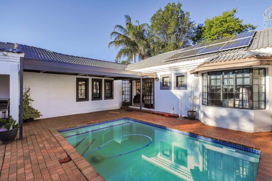 3 Bedroom Property for Sale in Waterkloof Gauteng