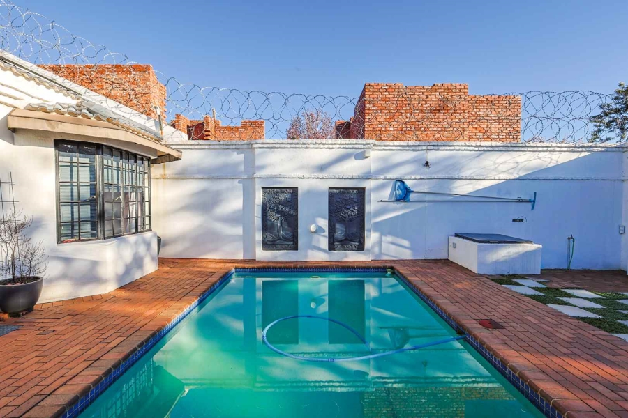 3 Bedroom Property for Sale in Waterkloof Gauteng