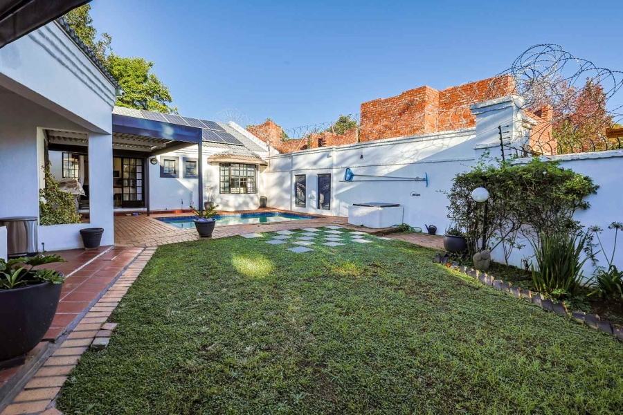3 Bedroom Property for Sale in Waterkloof Gauteng