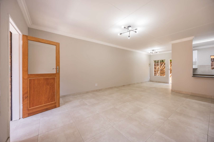 To Let 2 Bedroom Property for Rent in Silver Lakes Gauteng