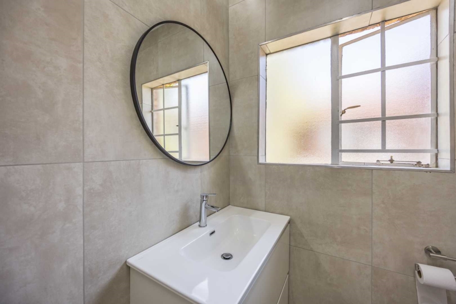 To Let 2 Bedroom Property for Rent in Silver Lakes Gauteng