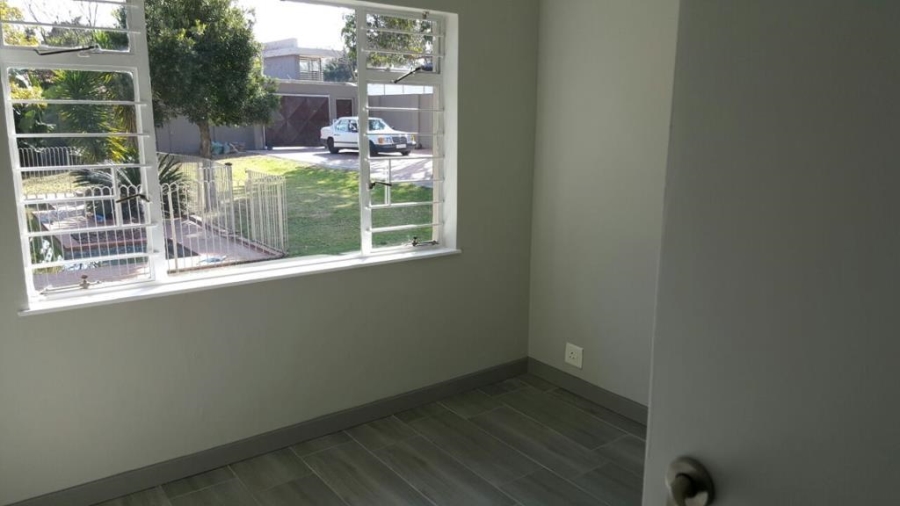To Let 4 Bedroom Property for Rent in Gallo Manor Gauteng