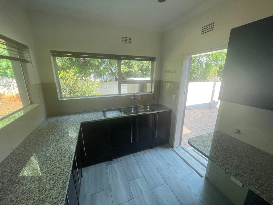 4 Bedroom Property for Sale in Gallo Manor Gauteng
