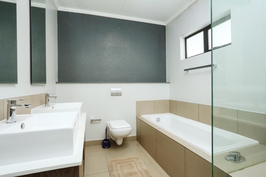 To Let 2 Bedroom Property for Rent in Morningside Gauteng