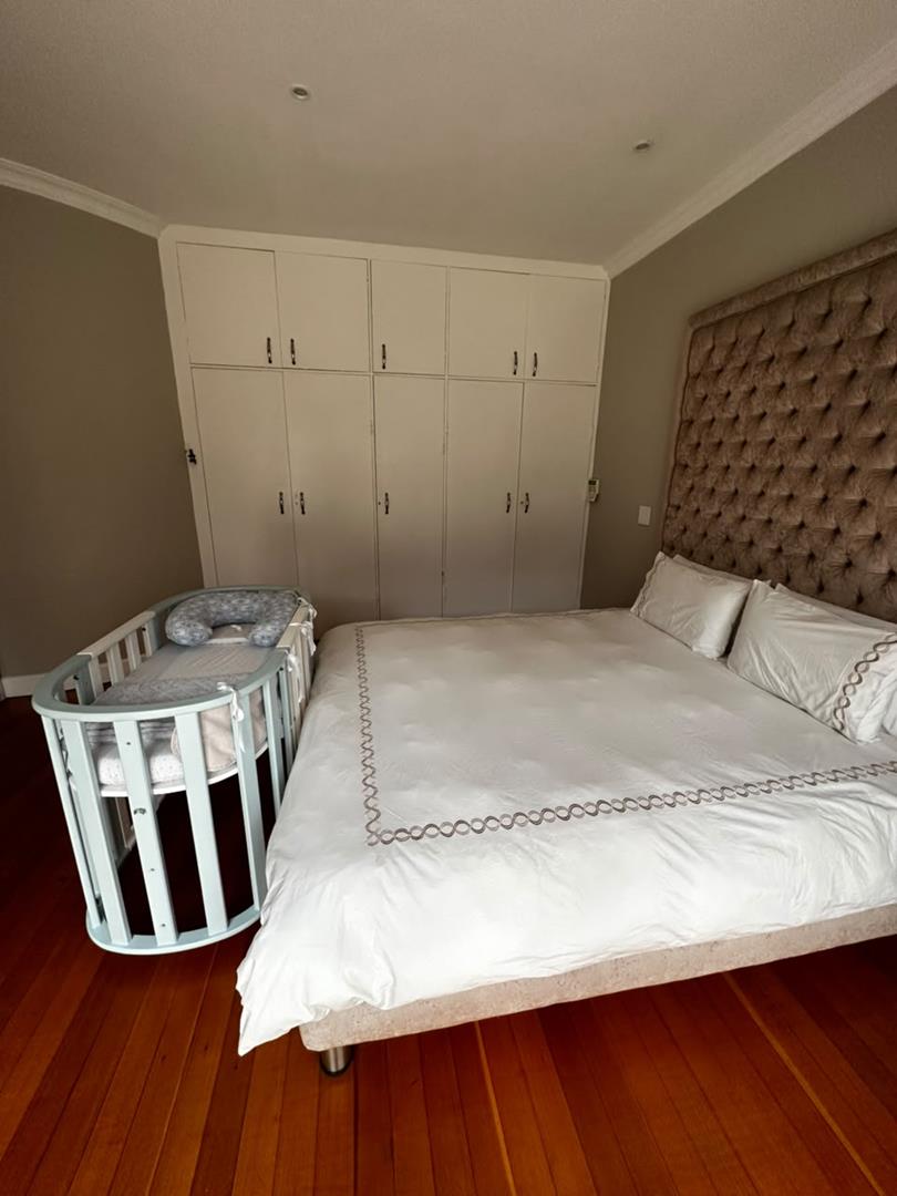 To Let 3 Bedroom Property for Rent in Greenside Gauteng