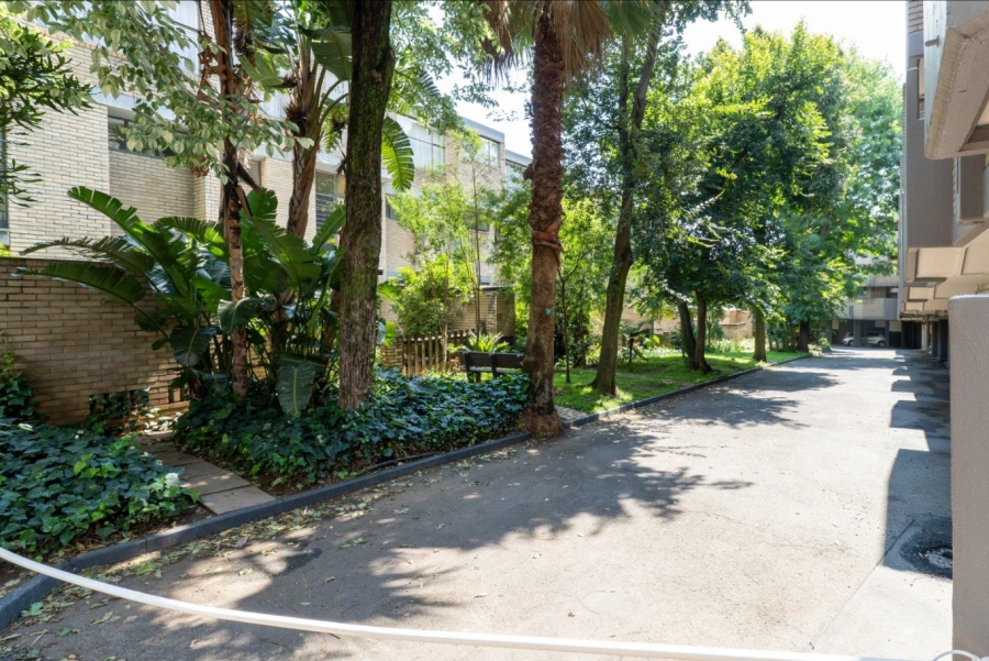 1 Bedroom Property for Sale in Highlands Gauteng