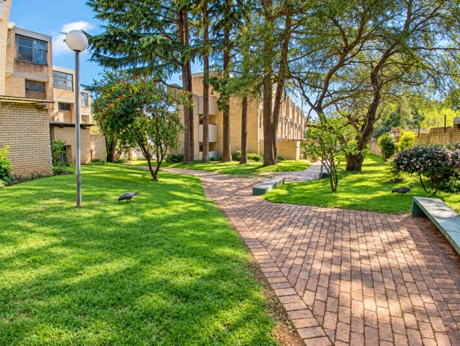 1 Bedroom Property for Sale in Highlands Gauteng