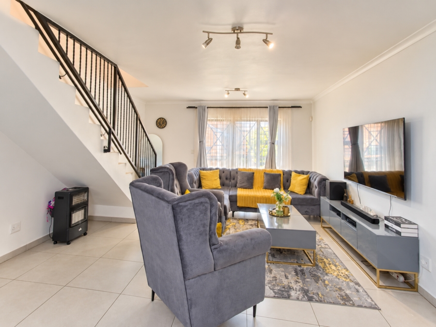 3 Bedroom Property for Sale in Ruimsig Gauteng