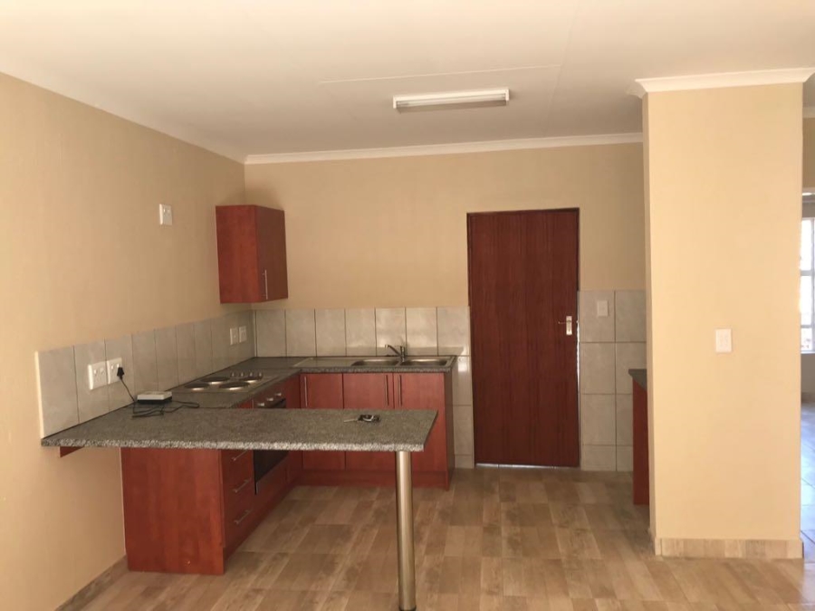 2 Bedroom Property for Sale in Honeydew Gauteng