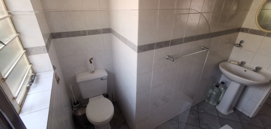 3 Bedroom Property for Sale in New Redruth Gauteng