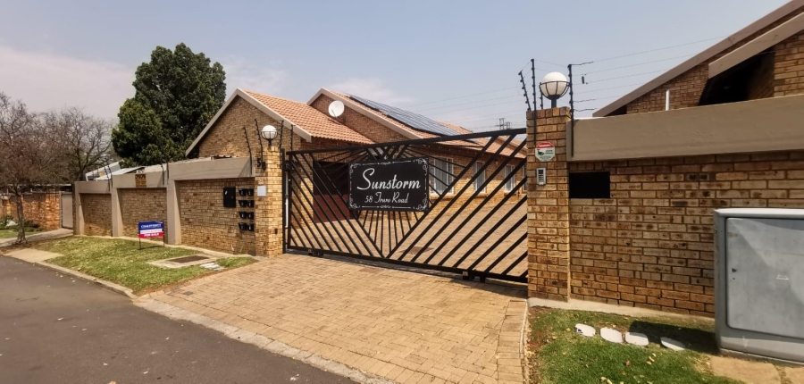 3 Bedroom Property for Sale in New Redruth Gauteng