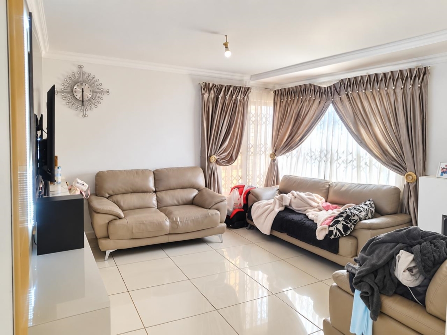 4 Bedroom Property for Sale in Soshanguve WW Gauteng