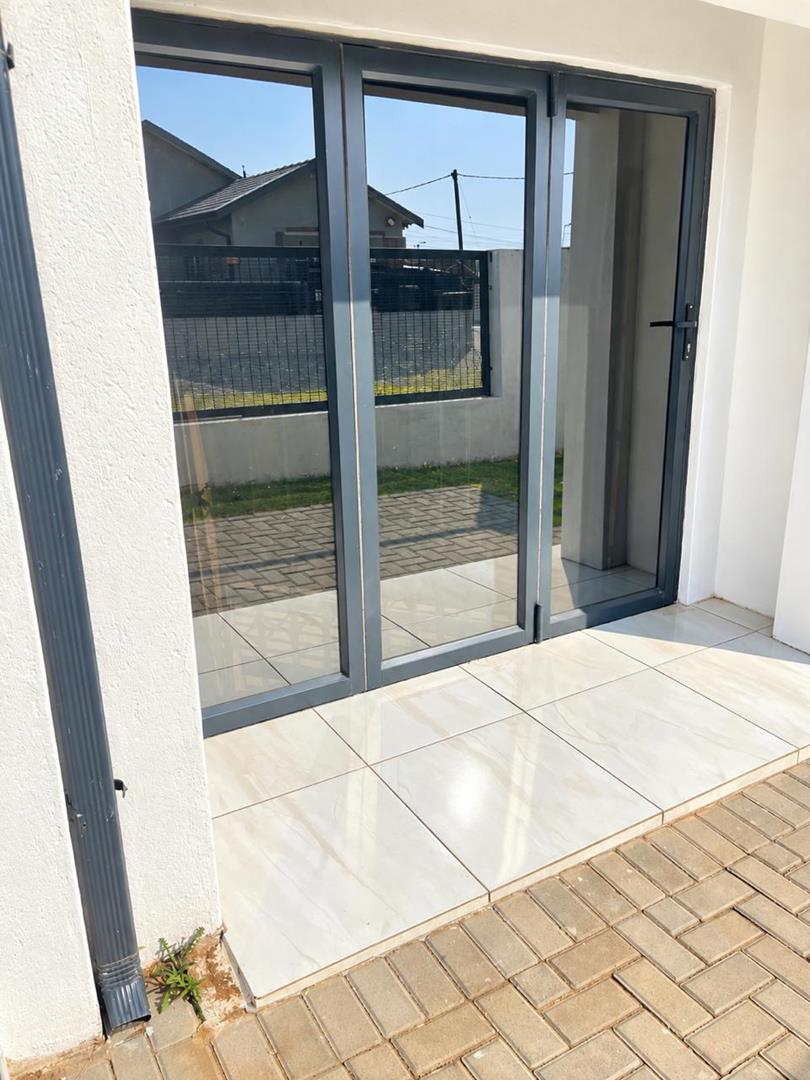 4 Bedroom Property for Sale in Soshanguve WW Gauteng