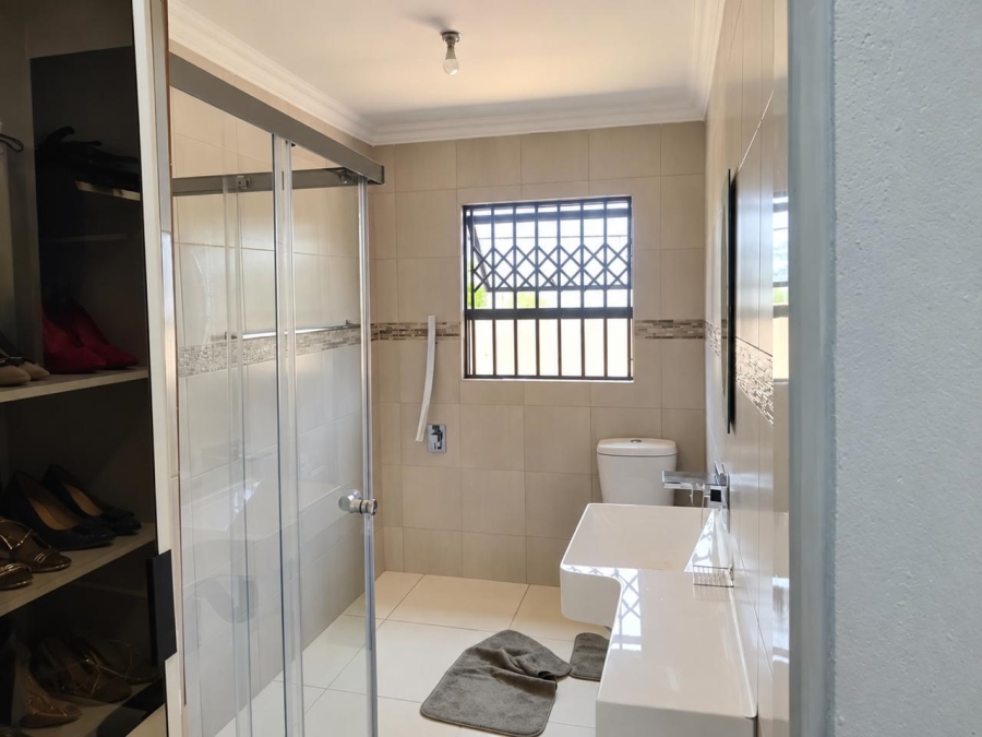 4 Bedroom Property for Sale in Soshanguve WW Gauteng