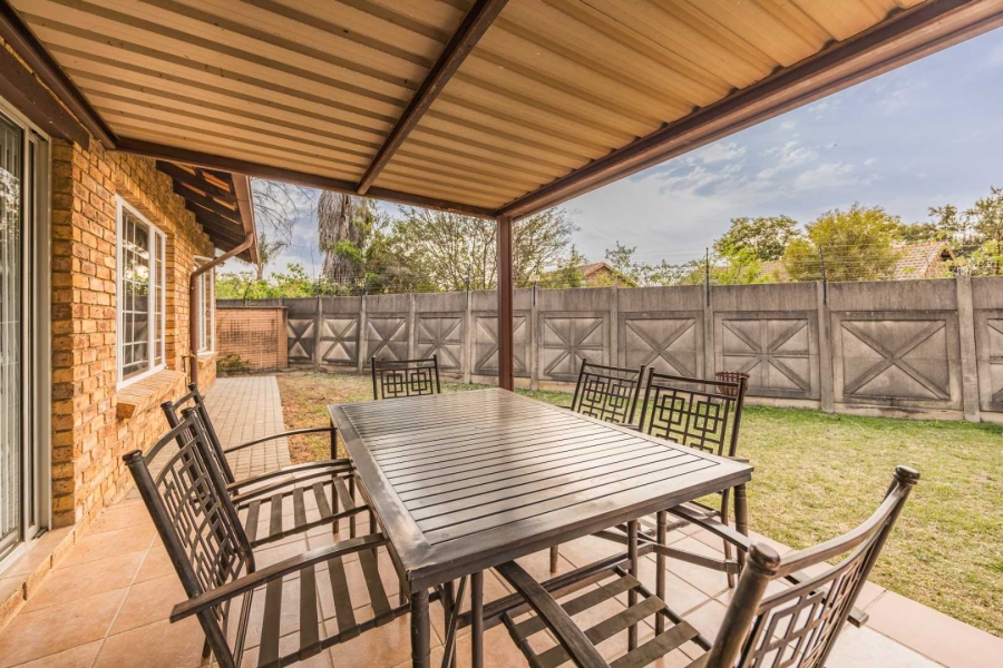 2 Bedroom Property for Sale in Equestria Gauteng