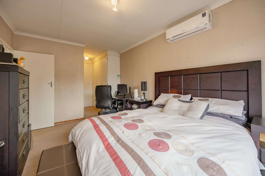 2 Bedroom Property for Sale in Equestria Gauteng
