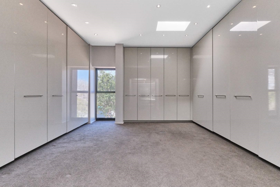 4 Bedroom Property for Sale in Bryanston East Gauteng