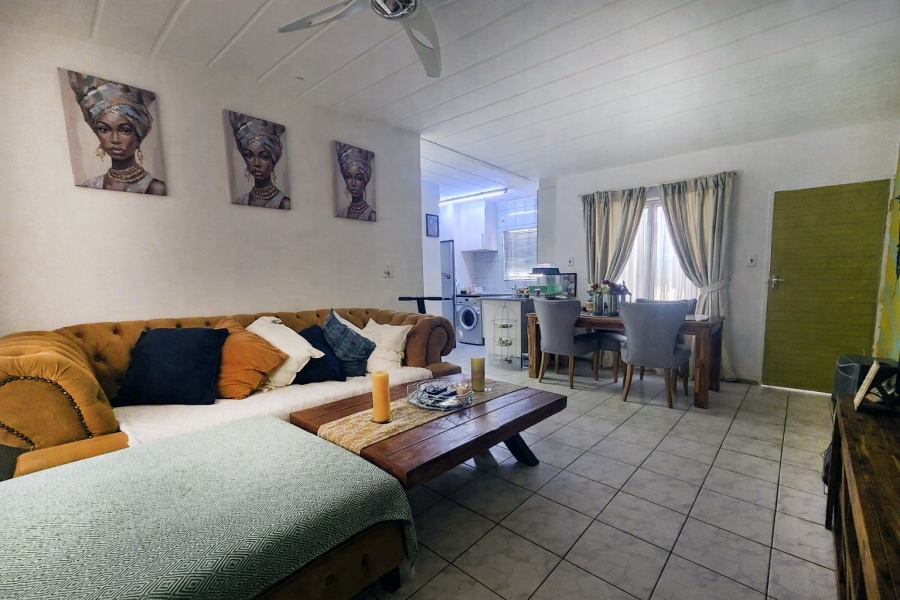 2 Bedroom Property for Sale in Radiokop Gauteng