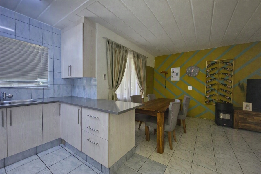 2 Bedroom Property for Sale in Radiokop Gauteng