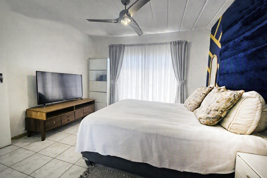 2 Bedroom Property for Sale in Radiokop Gauteng