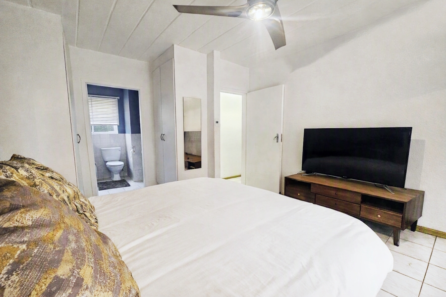 2 Bedroom Property for Sale in Radiokop Gauteng