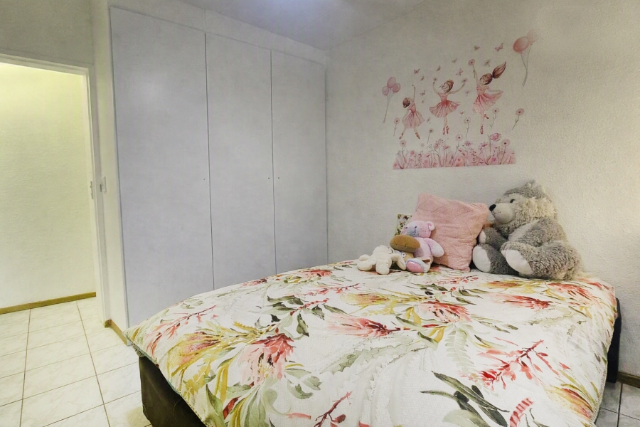 2 Bedroom Property for Sale in Radiokop Gauteng