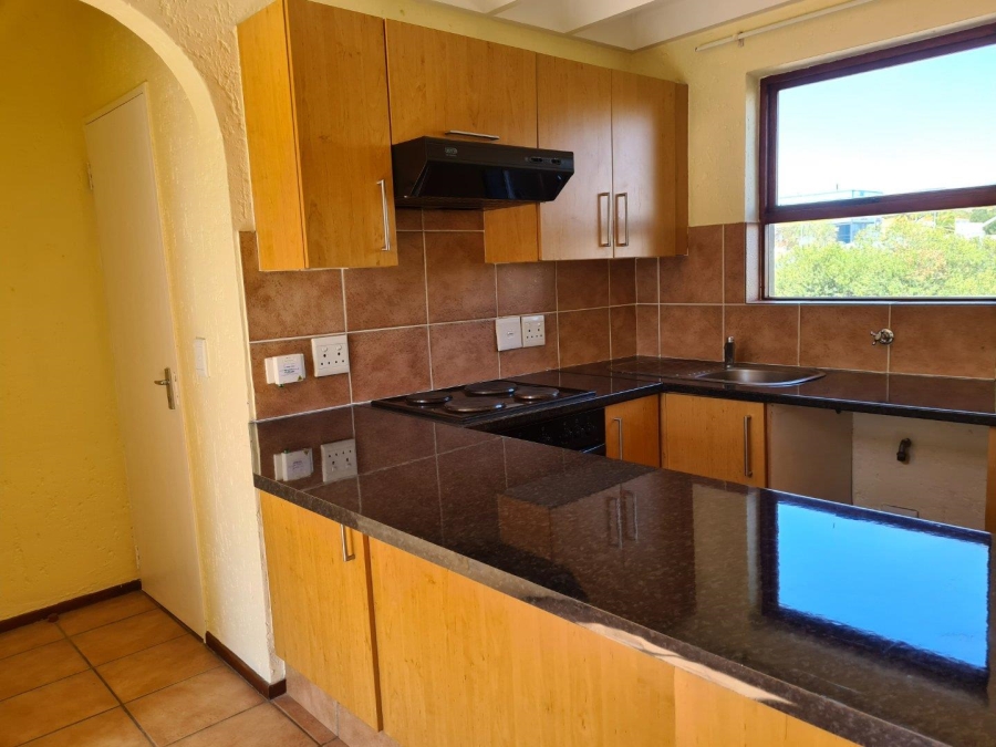 To Let 1 Bedroom Property for Rent in Lonehill Gauteng