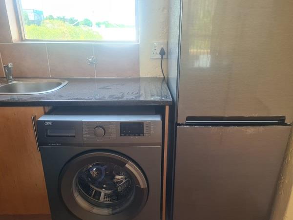 To Let 1 Bedroom Property for Rent in Lonehill Gauteng