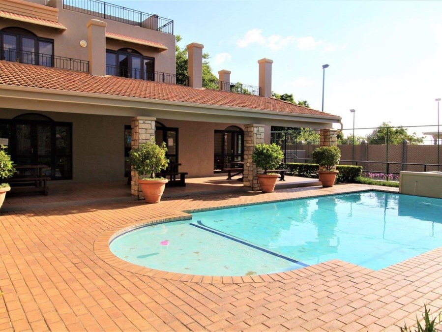 To Let 1 Bedroom Property for Rent in Lonehill Gauteng