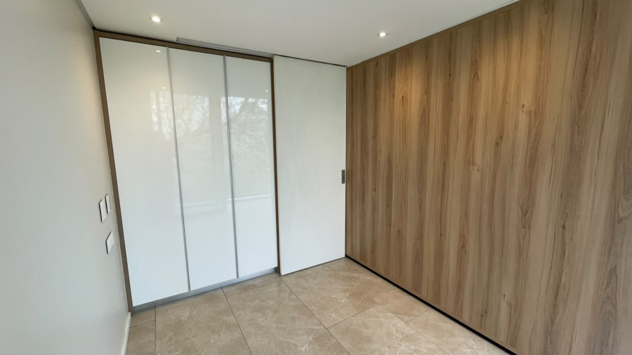 To Let 1 Bedroom Property for Rent in Rosebank Gauteng