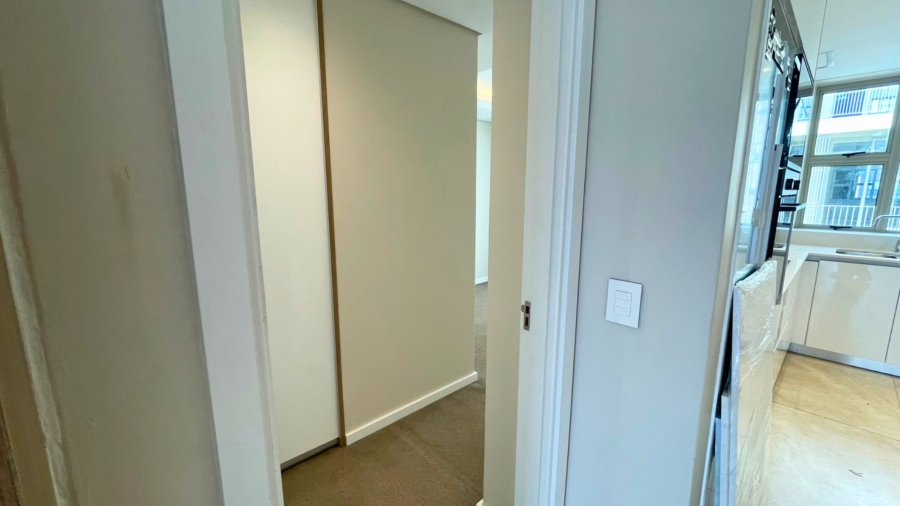 To Let 2 Bedroom Property for Rent in Rosebank Gauteng