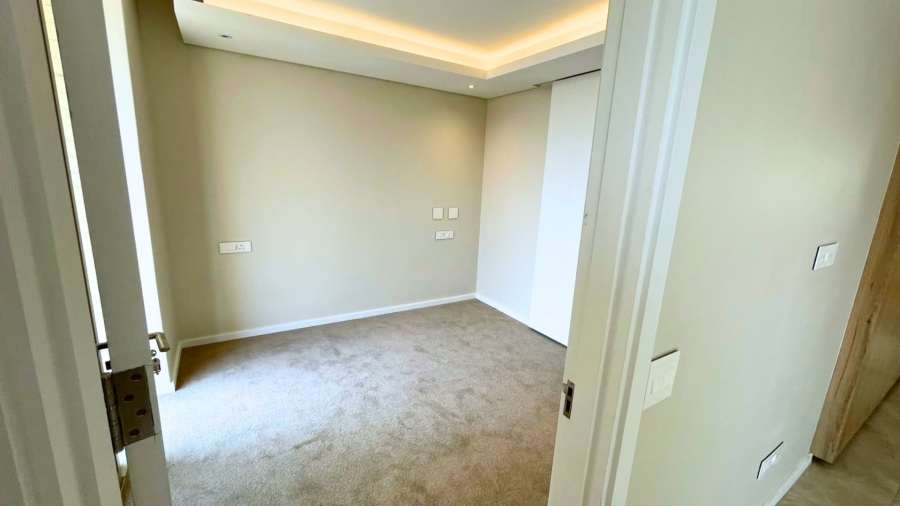 To Let 2 Bedroom Property for Rent in Rosebank Gauteng
