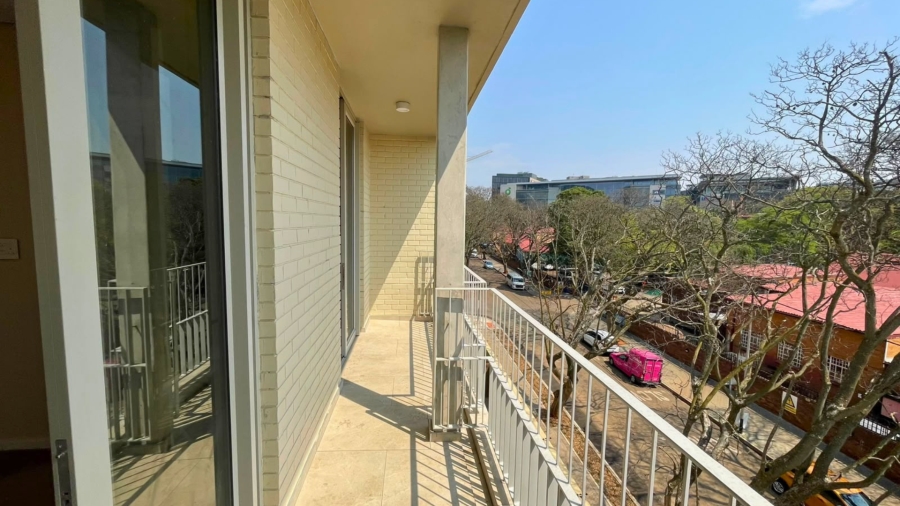 To Let 2 Bedroom Property for Rent in Rosebank Gauteng