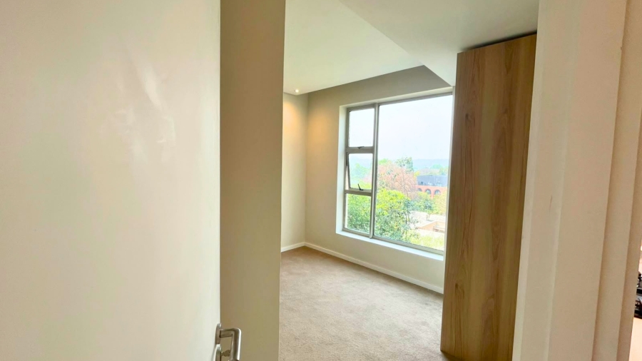 To Let 3 Bedroom Property for Rent in Rosebank Gauteng