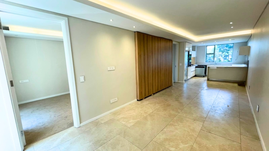 To Let 2 Bedroom Property for Rent in Rosebank Gauteng