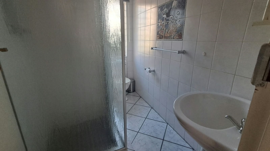 3 Bedroom Property for Sale in New Redruth Gauteng