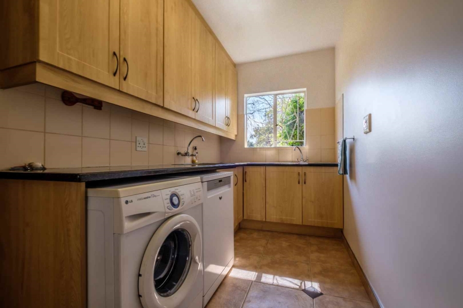 3 Bedroom Property for Sale in Farrarmere Gauteng