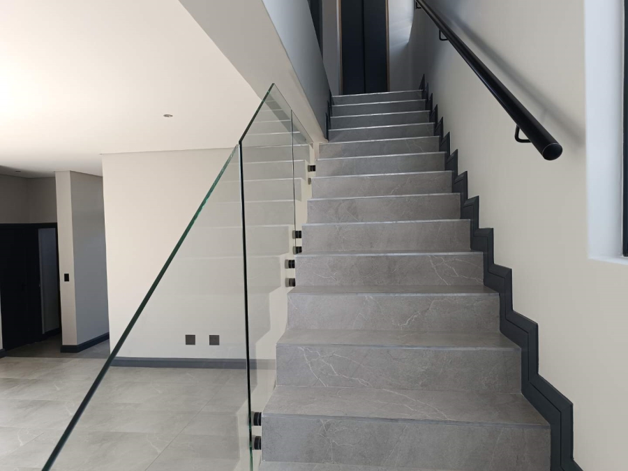 4 Bedroom Property for Sale in Fountainbrook Estate Gauteng