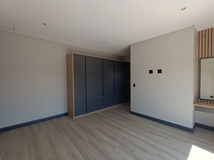 4 Bedroom Property for Sale in Fountainbrook Estate Gauteng